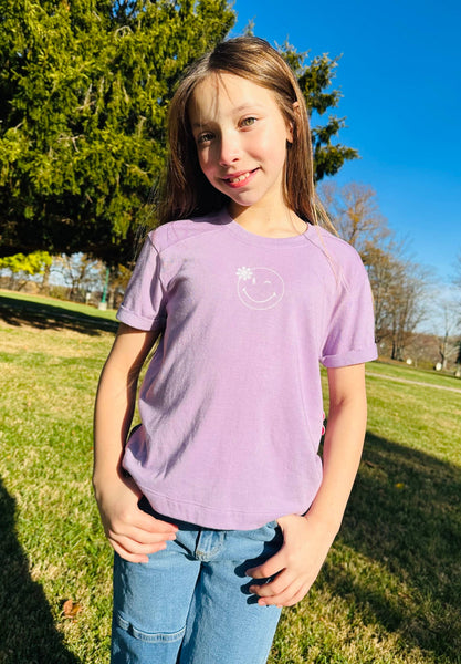 Keep Smiling Graphic Tee | Lavender Frost