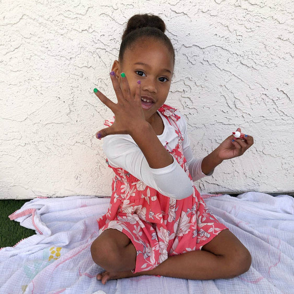 Piggy Paint Pen Non-Toxic Kids Nail Polish | Giggly Green