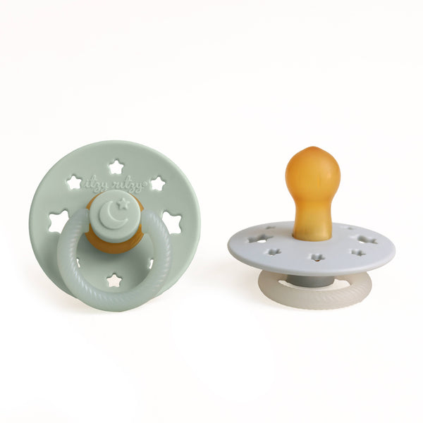 Itzy Soother™ Natural Rubber Paci Sets | Glow Juniper & Stl 0-6 M