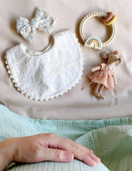 Ritzy Rattle™ Silicone Teether Rattles | Highland Cow