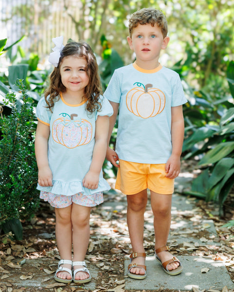 Pumpkin Pickin’ Short Set