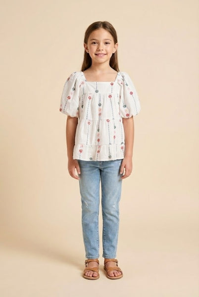 Embroidered Puff Sleeve Top