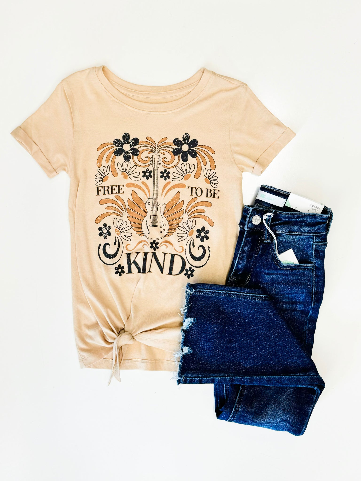 Free to be Kind Side Tie Graphic Tee | Shifting Sand