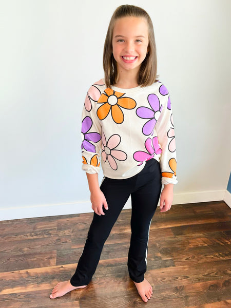 All Over Retro Flower Print Sweatshirt | Gardenia