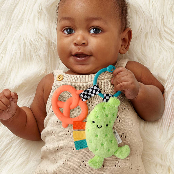 Itzy Pal  | Parker The Pickle