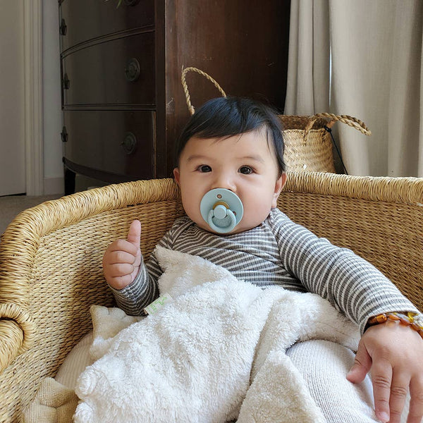 Itzy Soother™ Natural Rubber Paci Sets | Pink Bow